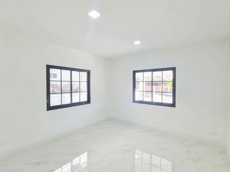 หมู่บ้านศุชญา ธัญบุรี คลอง 4 บึงยี่โถ ปทุมธานี, Pathum Thani, Bang Yitho, Thanyaburi, Pathum Thani, 4 Bedrooms, 200 sqm, Single Detached House For Sale, by นภัสศรณ์ วงศ์สินไทยกร (นันท์), 500165173 - DDproperty.com