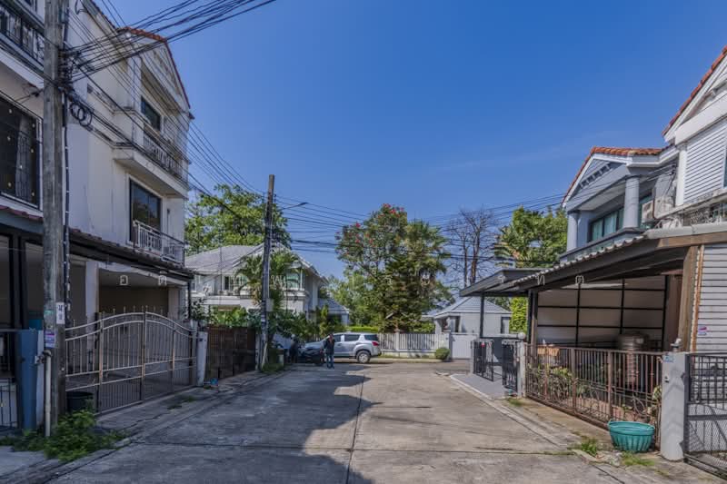 Nirunsiri Phase 1 : หมู่บ้านนิรันดร์สิริ เฟส 1, กรุงเทพ, มีนบุรี, มีนบุรี, กรุงเทพ, 150 ตร.ม., ทาวน์เฮ้าส์ ขาย, โดย อดิเทพ ภระมรทัต, 500165176 - DDproperty.com