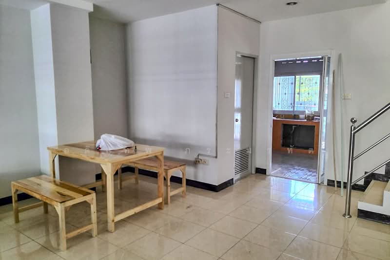 Nirunsiri Phase 1, Bangkok, Min Buri, Min Buri, Bangkok, 4 Bedrooms, 150 sqm, Townhouse For Sale, by อดิเทพ ภระมรทัต, 500165176 - DDproperty.com