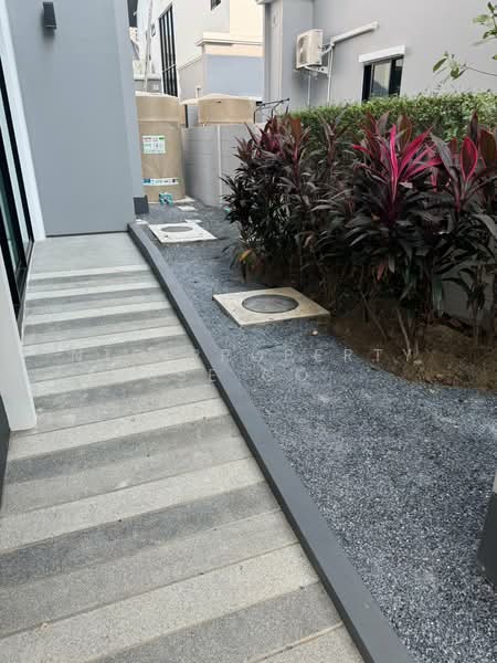 Burasiri Panyaintra, Bangkok, Khlong Song Road, Bang Chun, Khlong Sam Wa, Bangkok, 5 Bedrooms, 373 sqm, Single Detached House For Rent, by NTG Property House Co.,Ltd., 500165189 - DDproperty.com