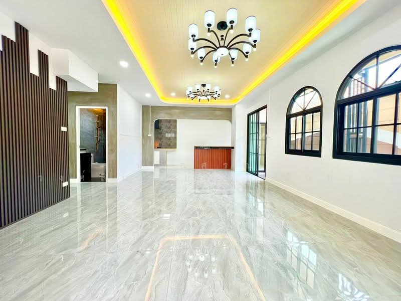 The Trust Town Wongwaen – Lam Luk Ka, Pathum Thani, Soi Bueng Kham Proi, Bung Kham Proi, Lam Luk Ka, Pathum Thani, 3 Bedrooms, 108 sqm, Townhouse For Sale, by นภัสศรณ์ วงศ์สินไทยกร (นันท์), 500165196 - DDproperty.com