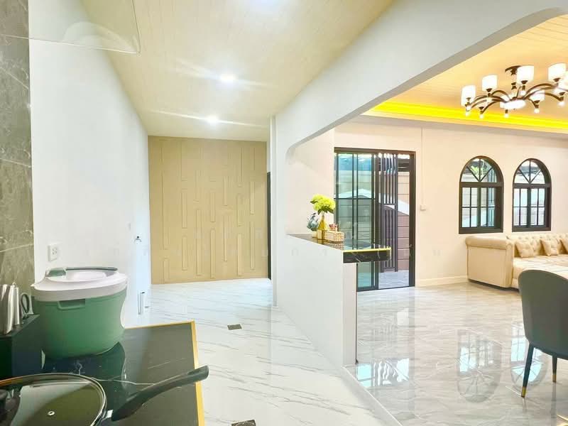 ขาย - The Trust Town Wongwaen – Lam Luk Ka : เดอะทรัสต์ ทาวน์ วงแหวน – ลําลูกกา, ปทุมธานี