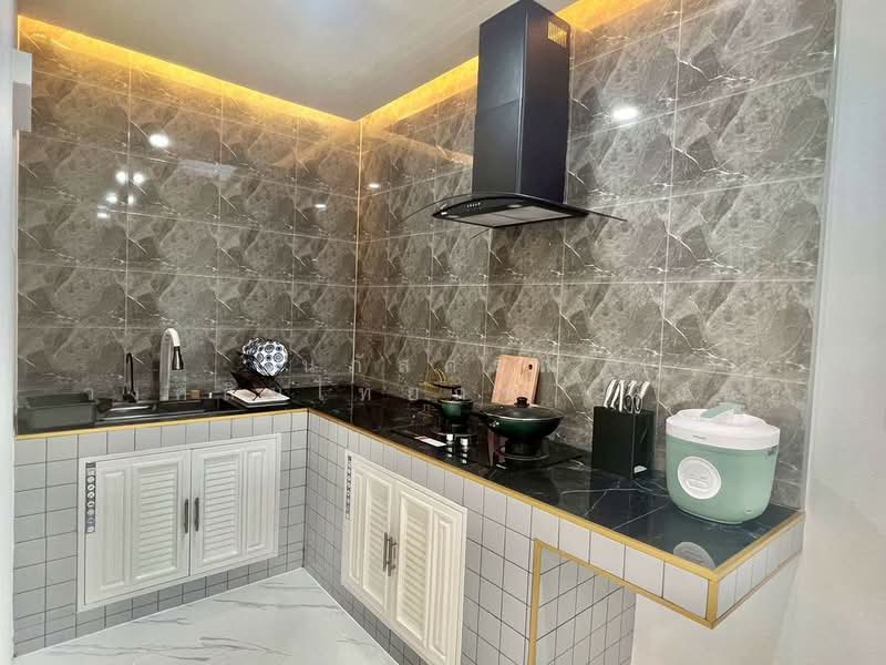 The Trust Town Wongwaen – Lam Luk Ka, Pathum Thani, Soi Bueng Kham Proi, Bung Kham Proi, Lam Luk Ka, Pathum Thani, 3 Bedrooms, 108 sqm, Townhouse For Sale, by นภัสศรณ์ วงศ์สินไทยกร (นันท์), 500165196 - DDproperty.com