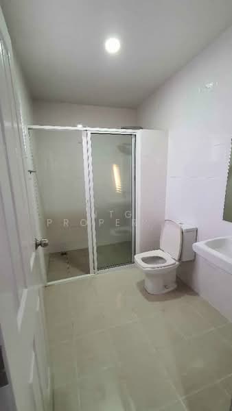 The Ricco Town Watcharapol, Bangkok, Ruammit Pattana, Khlong Tan Nuea, Tha Rang, Bang Khen, Bangkok, 3 Bedrooms, 200 sqm, Townhouse For Rent, by NTG Property House Co.,Ltd., 500165216 - DDproperty.com