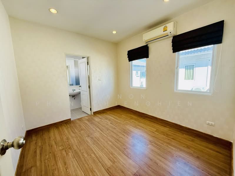 Centro Suksawat-Rama 3, Bangkok, Pracha Uthit Road 69, Bangmot, Thung Khru, Bangkok, 4 Bedrooms, 173 sqm, Single Detached House For Rent, by Chanon Phangchienghien, 500165231 - DDproperty.com