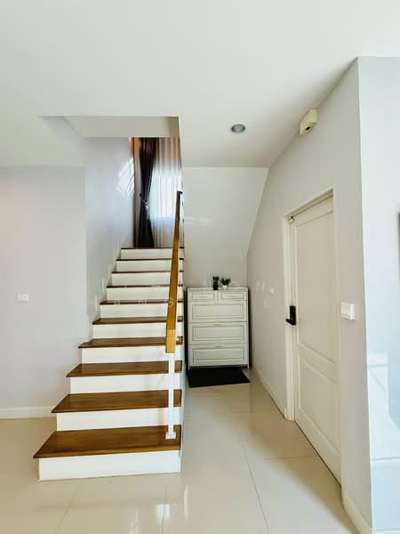 Centro Suksawat-Rama 3, Bangkok, Pracha Uthit Road 69, Bangmot, Thung Khru, Bangkok, 4 Bedrooms, 173 sqm, Single Detached House For Rent, by Chanon Phangchienghien, 500165231 - DDproperty.com