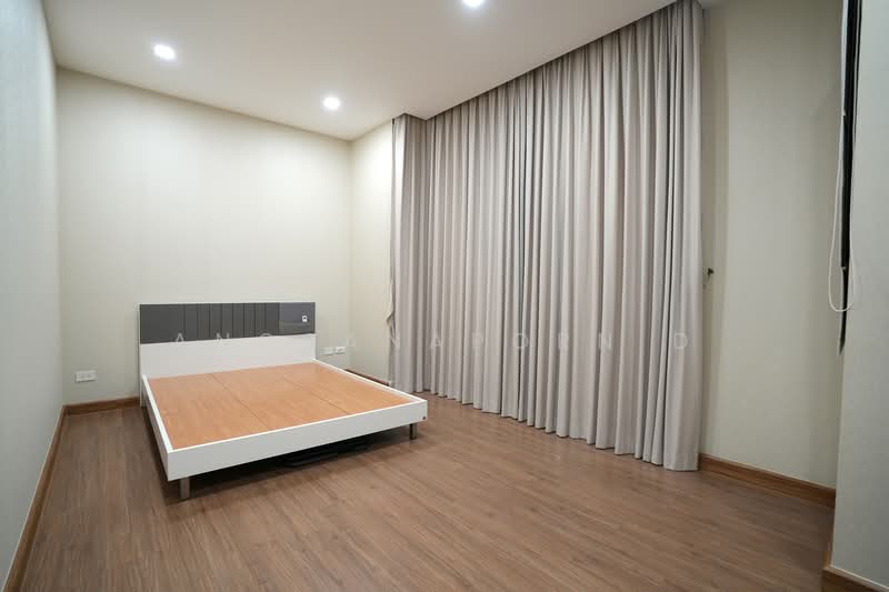 พาทิโอ พัฒนาการ32, Bangkok, Suan Luang, Suan Luang, Bangkok, 2 Bedrooms, 226 sqm, Townhouse For Sale, by Angsanaporn D, 500165258 - DDproperty.com