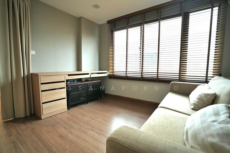 พาทิโอ พัฒนาการ32, Bangkok, Suan Luang, Suan Luang, Bangkok, 2 Bedrooms, 226 sqm, Townhouse For Sale, by Angsanaporn D, 500165258 - DDproperty.com