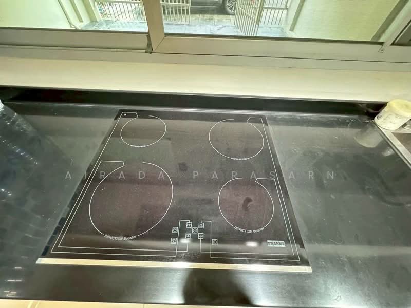 Noble Cube Pattanakarn, Bangkok, Phatthanakan Road, Suan Luang, Suan Luang, Bangkok, 3 Bedrooms, 186 sqm, Townhouse For Rent, by Airada Parasarn, 500165268 - DDproperty.com