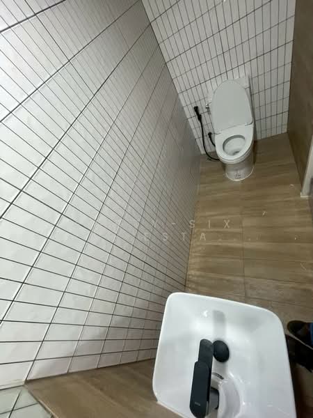 For Sale - ขายด่วน Home office ในโครงการ Nirvana@work กรุงเทพ-กรีฑา, Bangkok