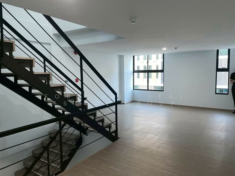 For Sale - ขายด่วน Home office ในโครงการ Nirvana@work กรุงเทพ-กรีฑา, Bangkok