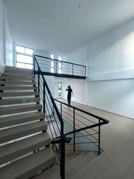 For Sale - ขายด่วน Home office ในโครงการ Nirvana@work กรุงเทพ-กรีฑา, Bangkok