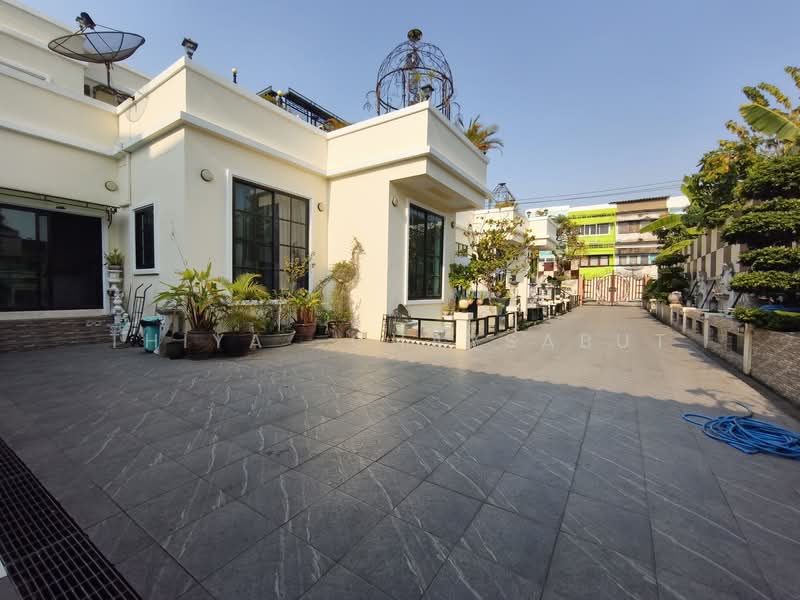 บ้าน 239 ตร.ว. Pool Villa ห่างจาก BTSบางจาก 1 กม., กรุงเทพ, บางจาก, พระโขนง, กรุงเทพ, 450 ตร.ม., บ้านเดี่ยว ให้เช่า, โดย Thiya​ Chaysabut, 500165281 - DDproperty.com