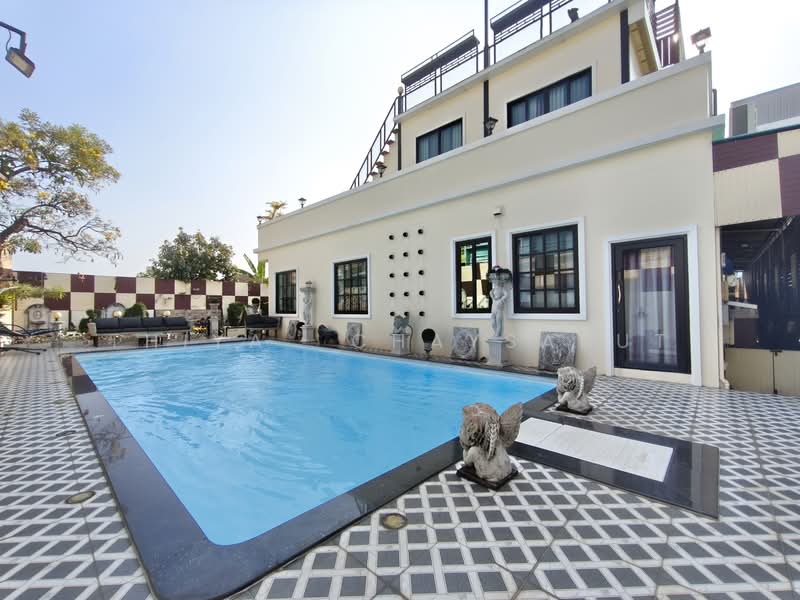 บ้าน 239 ตร.ว. Pool Villa ห่างจาก BTSบางจาก 1 กม., Bangkok, Bang Chak, Phra Khanong, Bangkok, 5 Bedrooms, 450 sqm, Single Detached House For Rent, by Thiya Chaysabut, 500165281 - DDproperty.com