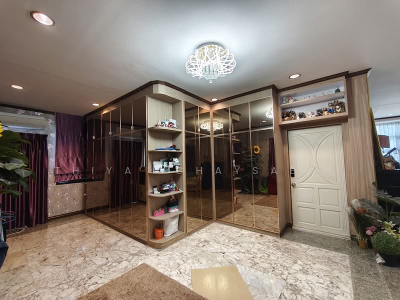 บ้าน 239 ตร.ว. Pool Villa ห่างจาก BTSบางจาก 1 กม., Bangkok, Bang Chak, Phra Khanong, Bangkok, 5 Bedrooms, 450 sqm, Single Detached House For Rent, by Thiya Chaysabut, 500165281 - DDproperty.com