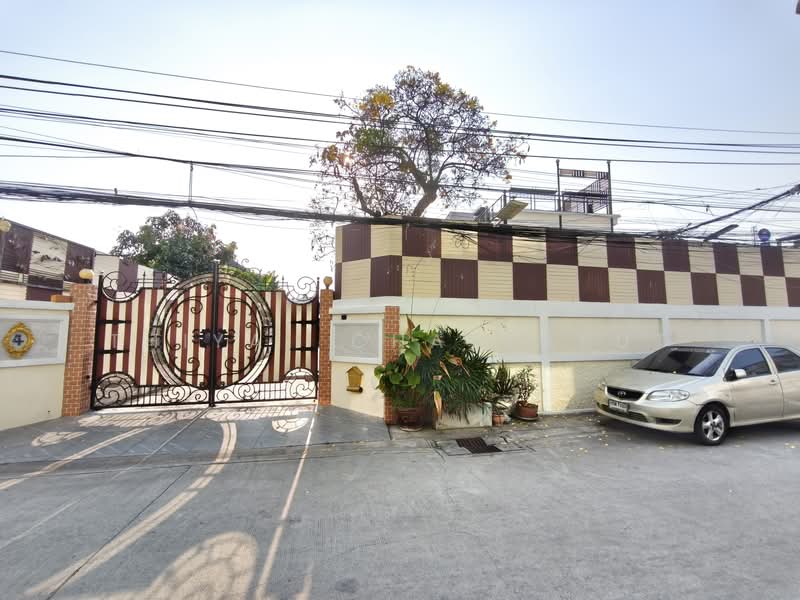 บ้าน 239 ตร.ว. Pool Villa ห่างจาก BTSบางจาก 1 กม., กรุงเทพ, บางจาก, พระโขนง, กรุงเทพ, 450 ตร.ม., บ้านเดี่ยว ให้เช่า, โดย Thiya​ Chaysabut, 500165281 - DDproperty.com