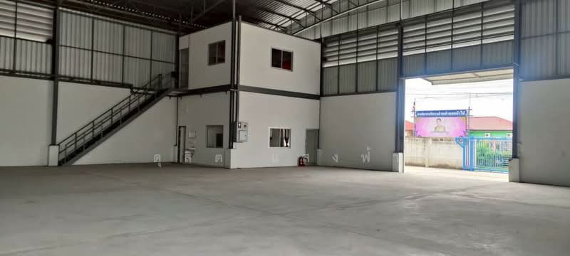 ให้เช่าโกดัง 550 ตรม. ใกล้แยกนพวงศ์2 ลาดหลุมแก้ว ปทุมธานี, Pathum Thani, Lat Lum Kaeo, Lat Lum Kaeo, Pathum Thani, , 550 sqm, Warehouse/Factory For Rent, by Dusit Saengfa, 500165304 - DDproperty.com