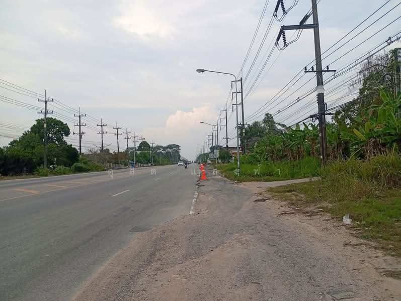 ให้เช่าโรงงาน 2000 ตรม.ติดถนน 4 เลน ใกล้ WHA ปลวกแดง ระยอง, Rayong, Mae Nam Khu, Pluak Daeng, Rayong, , 2,000 sqm, Warehouse/Factory For Rent, by Dusit Saengfa, 500165318 - DDproperty.com