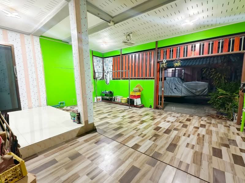 พระปิ่น 10 สมุทรสาคร, สมุทรสาคร, บ้านเกาะ, เมืองสมุทรสาคร, สมุทรสาคร, 118 ตร.ม., ทาวน์เฮ้าส์ ขาย, โดย The Best Property แอน (รหัสตัวแทน 5438) Line ID :, 500165329 - DDproperty.com