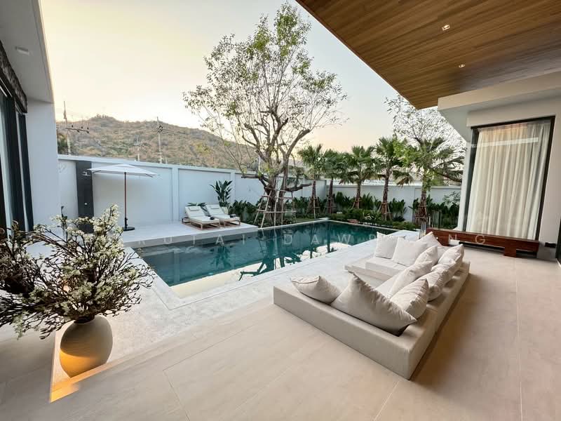 𝗕𝗼𝘁𝗮𝗻𝗶𝗰𝗮 𝗟𝘂𝘅𝘂𝗿𝘆 𝗛𝘂𝗮 𝗛𝗶𝗻, Prachuap Khiri Khan, Hua Hin, Hua Hin, Prachuap Khiri Khan, 3 Bedrooms, 484 sqm, Villa For Sale, by Kanrutai Dawruang, 500165355 - DDproperty.com