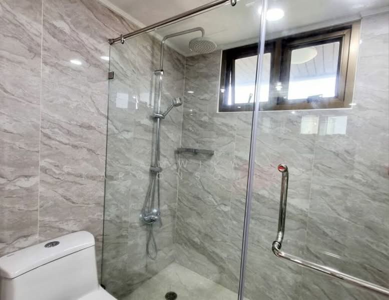 Floraville Condominium, Bangkok, 51 Pattanakarn, Suan Luang, Suan Luang, Bangkok, 2 Bedrooms, 122 sqm, Condo For Rent, by Amwika Karoonsombat, 500165382 - DDproperty.com