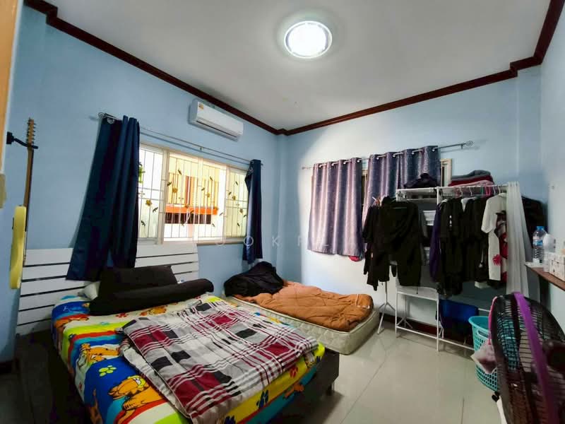 ขายบ้านเดี่ยวทำเลดี สัตหีบ-เตาถ่าน ใกล้ถนนสุขุมวิทเพียง 4 นาที!! พื้นที่กว้าง เดินทางสะดวก, Chon Buri (Pattaya), Sattahip, Sattahip, Chon Buri (Pattaya), 3 Bedrooms, 108 sqm, Single Detached House For Sale, by Lookpla, 500165393 - DDproperty.com