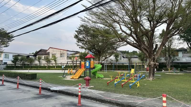 The Connect 9 Kaset-Nawamin, Bangkok, Soi Prasertmanukit 48, Khlong Kum, Bueng Kum, Bangkok, 2 Bedrooms, 18 sqm, Townhouse For Sale, by Chawich Jeamsakon, 500165395 - DDproperty.com