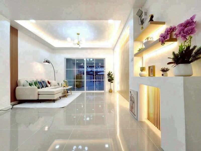 Baan Fah Rangsit Klong 4, Pathum Thani, ทางหลวงแผ่นดินหมายเลข 305 ต.บึงยี่โถ อ.ธัญบุรี จ.ปทุมธานี, Bang Yitho, Thanyaburi, Pathum Thani, 2 Bedrooms, 64 sqm, Townhouse For Sale, by สรภพ ยอดไชย (สีฝุ่น), 500165422 - DDproperty.com