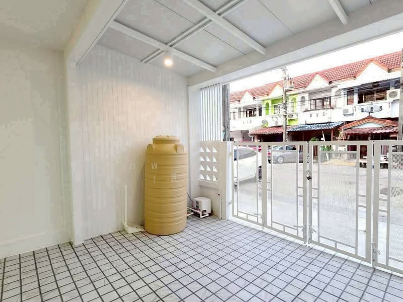 Baan Fah Rangsit Klong 4, Pathum Thani, ทางหลวงแผ่นดินหมายเลข 305 ต.บึงยี่โถ อ.ธัญบุรี จ.ปทุมธานี, Bang Yitho, Thanyaburi, Pathum Thani, 2 Bedrooms, 64 sqm, Townhouse For Sale, by สรภพ ยอดไชย (สีฝุ่น), 500165422 - DDproperty.com