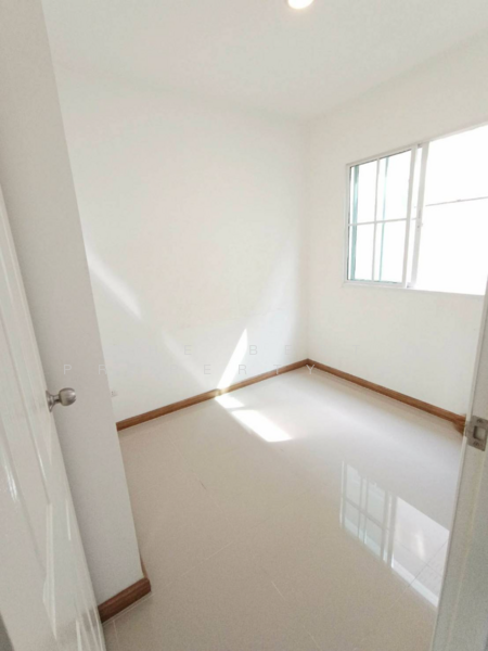 เจทาวน์ บางปะกง-บ้านโพธิ์, Chachoengsao, Saen Phu Dat, Ban Pho, Chachoengsao, 4 Bedrooms, 100 sqm, Townhouse For Sale, by The Best Property โบ, 500165447 - DDproperty.com