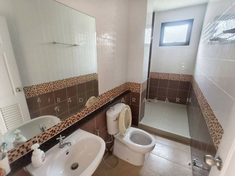 Baan Boonyakorn Lake Park Rangsit Klong 6, Pathum Thani, Rangsit, Thanyaburi, Pathum Thani, 3 Bedrooms, 221 sqm, Single Detached House For Rent, by Airada Parasarn, 500165448 - DDproperty.com