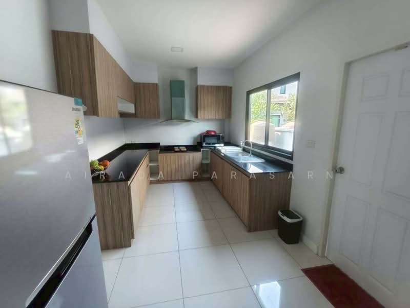 Baan Boonyakorn Lake Park Rangsit Klong 6, Pathum Thani, Rangsit, Thanyaburi, Pathum Thani, 3 Bedrooms, 221 sqm, Single Detached House For Rent, by Airada Parasarn, 500165448 - DDproperty.com