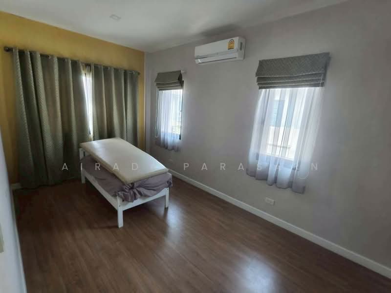Baan Boonyakorn Lake Park Rangsit Klong 6, Pathum Thani, Rangsit, Thanyaburi, Pathum Thani, 3 Bedrooms, 221 sqm, Single Detached House For Rent, by Airada Parasarn, 500165448 - DDproperty.com