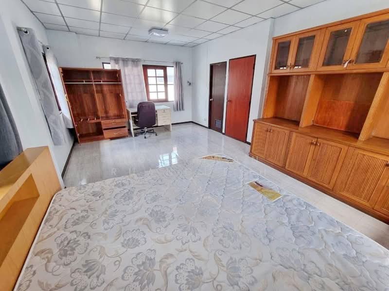 ให้เช่า บ้านเดี่ยว 2 ชั้น ถนนรัตนาธิเบศร์ ใกล้ MRT ไทรม้า, Nonthaburi, Sai Ma, Muang Nonthaburi, Nonthaburi, 3 Bedrooms, 160 sqm, Single Detached House For Rent, by Noppawan Ruangdech, 500165451 - DDproperty.com