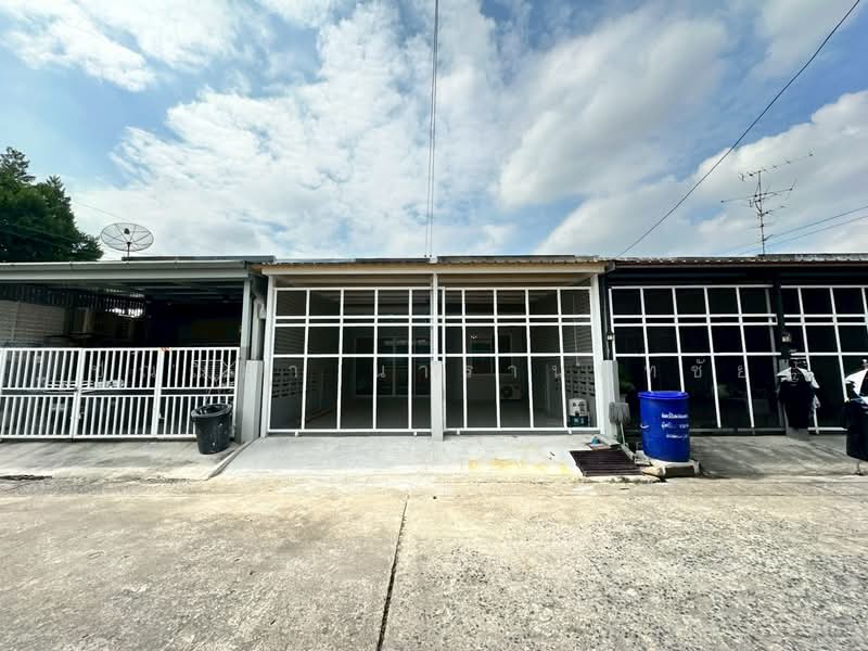 บ้านนภาศิริ ซอยบุญศิริ บางเมืองใหม่, สมุทรปราการ, บางเมืองใหม่, เมืองสมุทรปราการ, สมุทรปราการ, 100 ตร.ม., ทาวน์เฮ้าส์ ขาย, โดย ปุณณภา นารานนทชัย, 500165468 - DDproperty.com