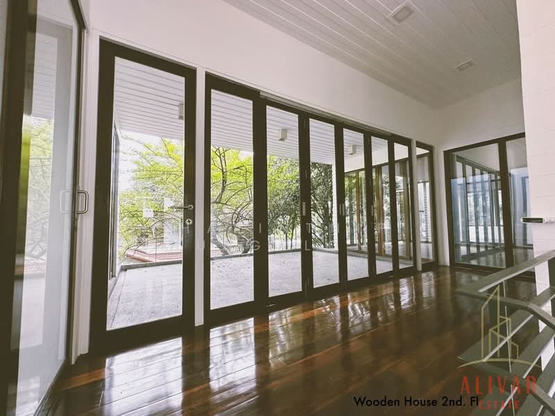 อาคารพาณิชย์ รีโนเวทใหม่หมด ซ.รัชดาภิเษก 32, กรุงเทพ, จันทรเกษม, จตุจักร, กรุงเทพ, 1,200 ตร.ม., ตึกแถว-อาคารพาณิชย์ ให้เช่า, โดย Charinthip Phungalong, 500165486 - DDproperty.com