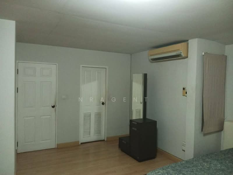 Supalai Ville Ratchada 32, Bangkok, Ratchadaphisek Road, Chan Kasem, Chatuchak, Bangkok, 4 Bedrooms, 160 sqm, Townhouse For Sale, by NRagent, 500165489 - DDproperty.com