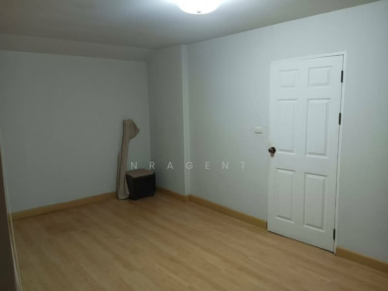 Supalai Ville Ratchada 32, Bangkok, Ratchadaphisek Road, Chan Kasem, Chatuchak, Bangkok, 4 Bedrooms, 160 sqm, Townhouse For Sale, by NRagent, 500165489 - DDproperty.com