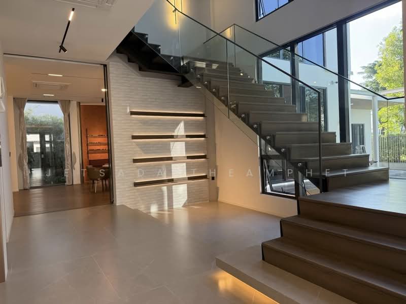 VIVE New Krungthepkreetha, Bangkok, Krungthep Kreetha Road, Saphan Sung, Saphan Sung, Bangkok, 5 Bedrooms, 750 sqm, Single Detached House For Rent, by Jetsada Theamphet, 500165492 - DDproperty.com