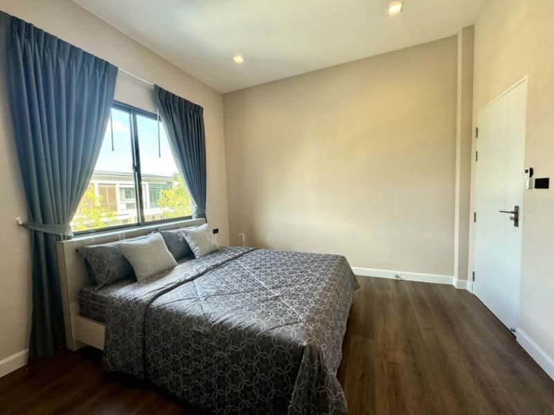 Bangkok Boulevard Bangna KM.5, Samut Prakan, Bang Na-Trat 37 Alley, Bang Kaeo, Bang Plee, Samut Prakan, 4 Bedrooms, 237 sqm, Single Detached House For Rent, by ปรินทร์ญาดา ชิณโชติ, 500165500 - DDproperty.com