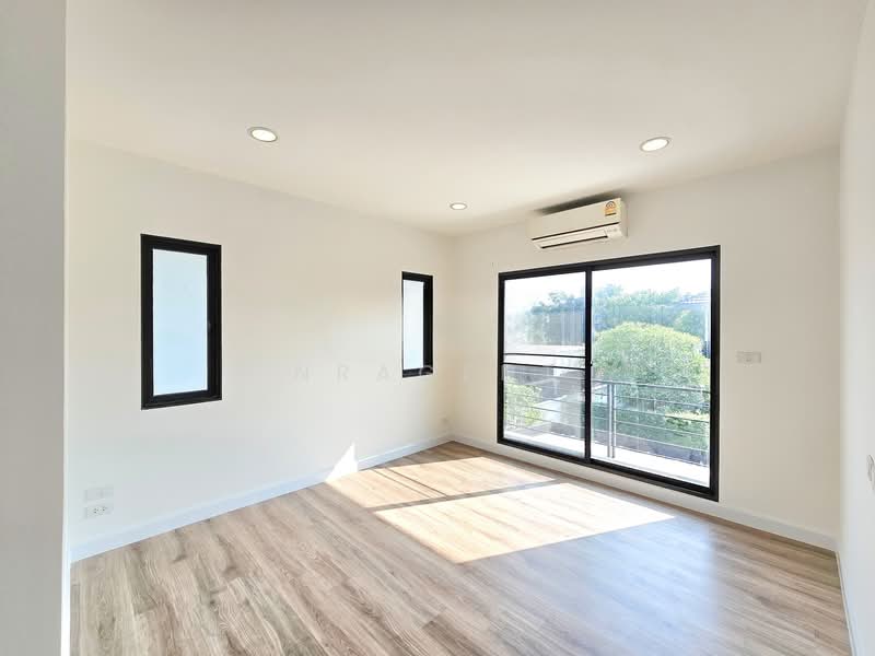 Pave Ramintra-Wongwaen, Bangkok, Soi Karnchanapisek Expressway, O-Ngoen, Sai Mai, Bangkok, 3 Bedrooms, 168 sqm, Single Detached House For Sale, by NRagent, 500165512 - DDproperty.com