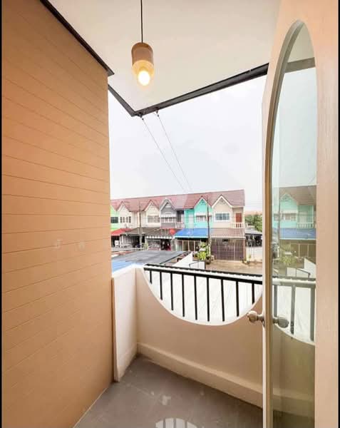 ขายถูก ทาวน์เฮาส์หลังมุม เนื้อที่เยอะมาก รีโนเวทใหม่กริบ พร้อมเข้าอยู่, กรุงเทพ, เพชรเกษม 114, หนองค้างพลู, หนองแขม, กรุงเทพ, 190 ตร.ม., ทาวน์เฮ้าส์ ขาย, โดย บุญชู อัศวฤทธิพรหม์, 500165519 - DDproperty.com