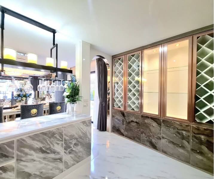 บ้านพลูวิลล่า 2 ชั้น พัทยากลางฝั่งทะเล, Chon Buri (Pattaya), สุขุมวิท พัทยากลาง-พัทยาใต้, Nong Pru, Bang Lamung (Pattaya), Chon Buri (Pattaya), 4 Bedrooms, 320 sqm, Single Detached House For Sale, by ปรวรรณ ธนกิจวานนท์, 500165532 - DDproperty.com