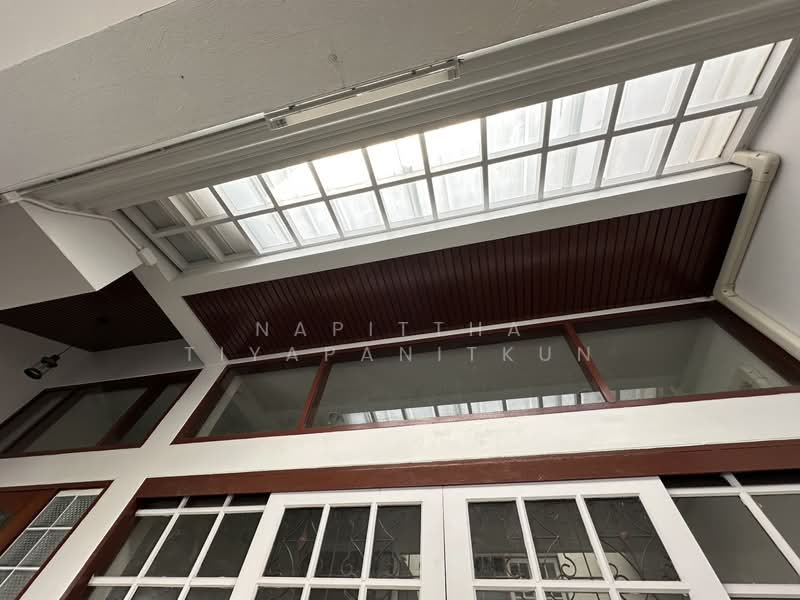 Sri Krung Rama 3 Estate, Bangkok, พระราม 3, Chong Nonsi, Yan Nawa, Bangkok, 5 Bedrooms, 400 sqm, Townhouse For Rent, by Napittha Tiyapanitkun, 500165545 - DDproperty.com