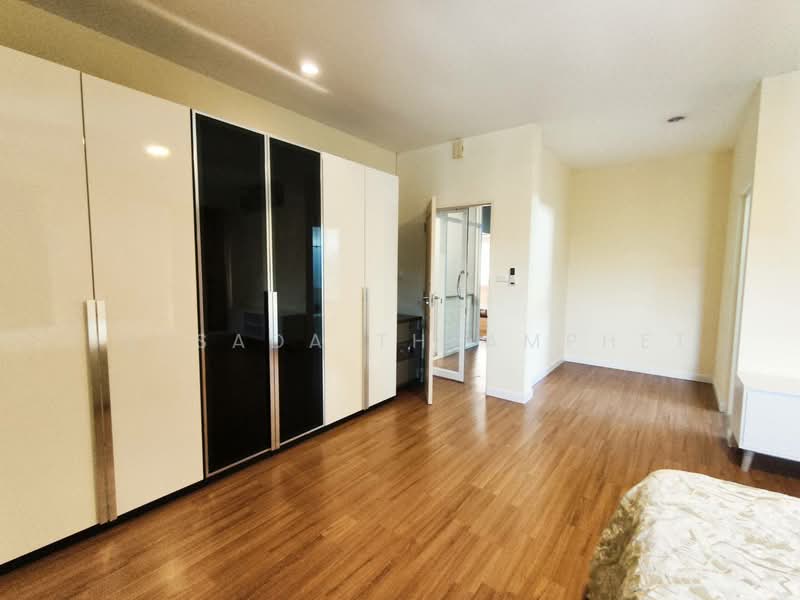 Mantana Motorway-Rama 9, Bangkok, 9 Bangkok-Chon Buri New Line, Thab Yao, Lat Krabang, Bangkok, 6 Bedrooms, 388 sqm, Single Detached House For Sale, by Jetsada Theamphet, 500165546 - DDproperty.com