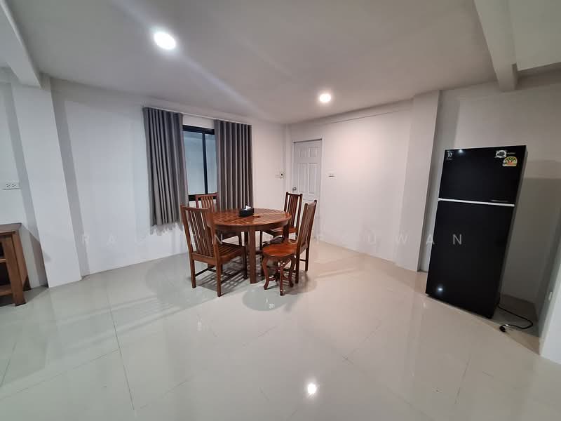 Sammakon Ramkhamhaeng, Bangkok, Ramkhamhaeng Road, Saphan Sung, Saphan Sung, Bangkok, 3 Bedrooms, 160 sqm, Single Detached House For Rent, by Rachen Nopsuwan, 500165553 - DDproperty.com