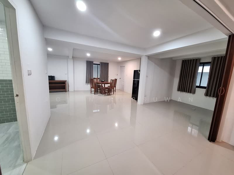 Sammakon Ramkhamhaeng, Bangkok, Ramkhamhaeng Road, Saphan Sung, Saphan Sung, Bangkok, 3 Bedrooms, 160 sqm, Single Detached House For Rent, by Rachen Nopsuwan, 500165553 - DDproperty.com