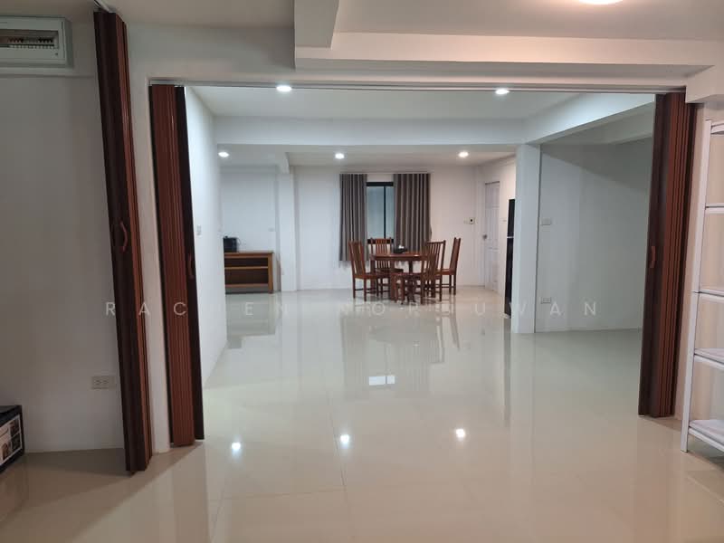 Sammakon Ramkhamhaeng, Bangkok, Ramkhamhaeng Road, Saphan Sung, Saphan Sung, Bangkok, 3 Bedrooms, 160 sqm, Single Detached House For Rent, by Rachen Nopsuwan, 500165553 - DDproperty.com