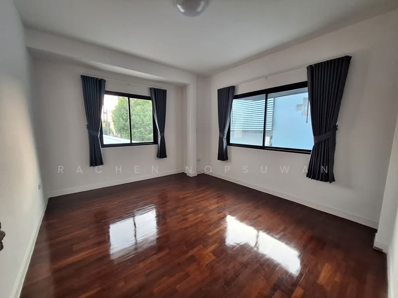 Sammakon Ramkhamhaeng, Bangkok, Ramkhamhaeng Road, Saphan Sung, Saphan Sung, Bangkok, 3 Bedrooms, 160 sqm, Single Detached House For Rent, by Rachen Nopsuwan, 500165553 - DDproperty.com