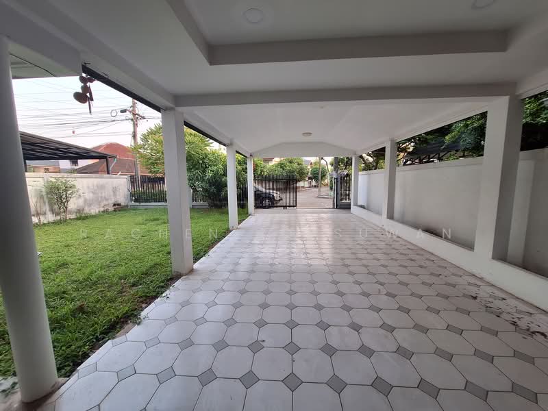 Sammakon Ramkhamhaeng, Bangkok, Ramkhamhaeng Road, Saphan Sung, Saphan Sung, Bangkok, 3 Bedrooms, 160 sqm, Single Detached House For Rent, by Rachen Nopsuwan, 500165553 - DDproperty.com